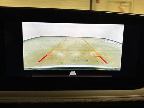 Used 2025 Buick Envista Sport Touring image 31