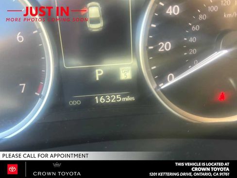 Used 2025 Lexus IS 350 F Sport w/ Navigation Package AWD/4WD image 4