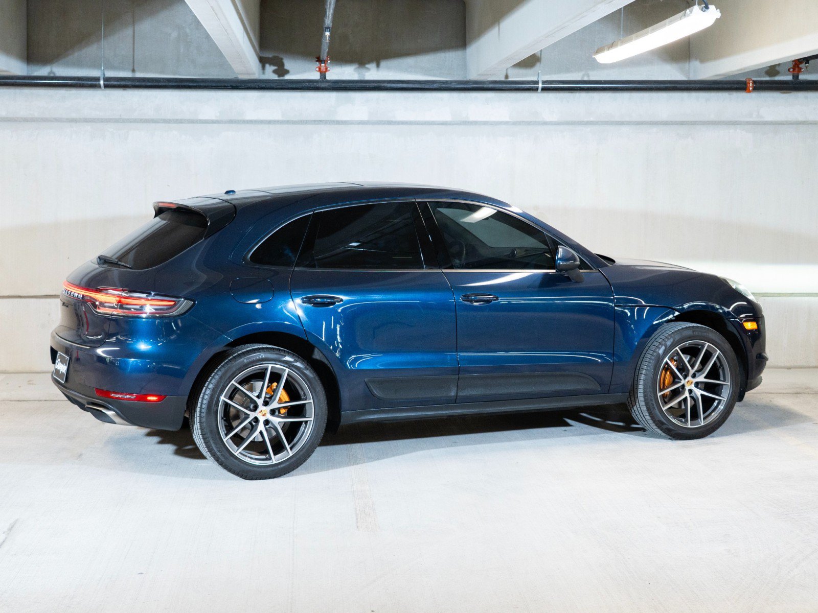 Certified 2020 Porsche Macan AWD/4WD image 9