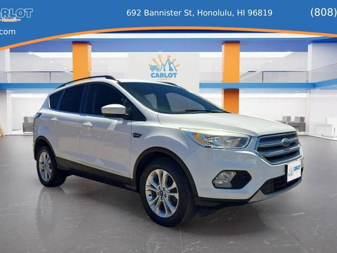 Used 2018 Ford Escape SE FWD image 1