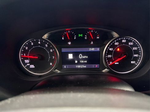 Used 2023 GMC Acadia SLE w/ Driver Convenience Package FWD image 33
