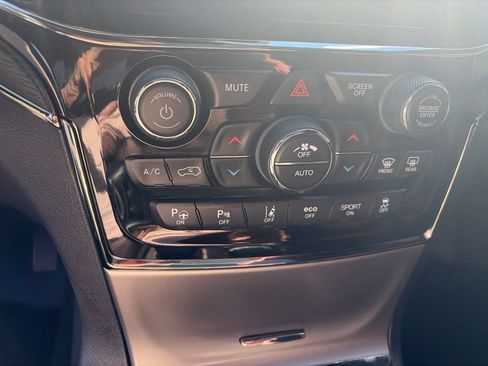 Certified 2020 Jeep Grand Cherokee High Altitude AWD/4WD image 33