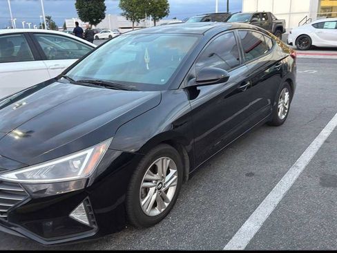 Used 2020 Hyundai Elantra Value Edition FWD image 1