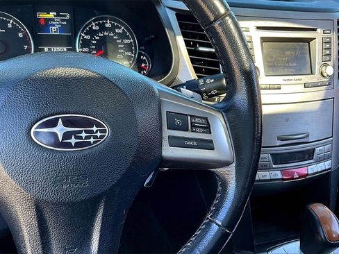 Used 2013 Subaru Outback 2.5i Limited w/ Moonroof Pkg image 16