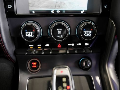 Used 2018 Jaguar F-TYPE R AWD/4WD image 19