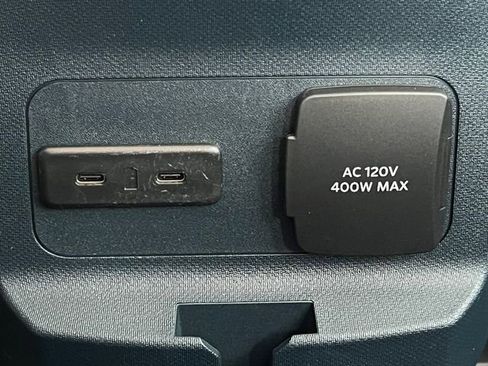 New 2026 Ford Maverick Lariat w/ Black Appearance Package image 33