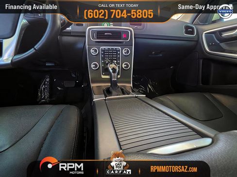 Used 2016 Volvo V60 T5 Premier image 17