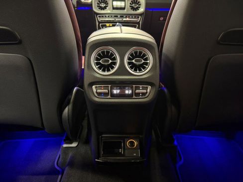 Used 2024 Mercedes-Benz G 63 AMG AMG G 63 image 22
