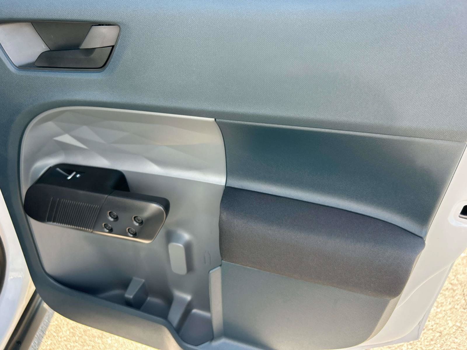 Used 2025 Ford Maverick XL FWD image 19
