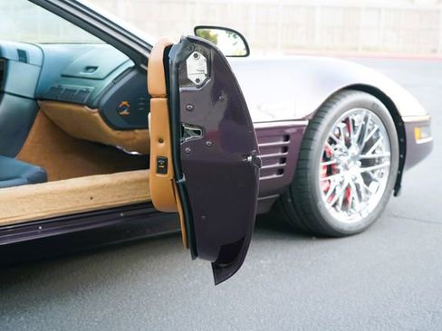 Used 1992 Chevrolet Corvette ZR-1 RWD image 72