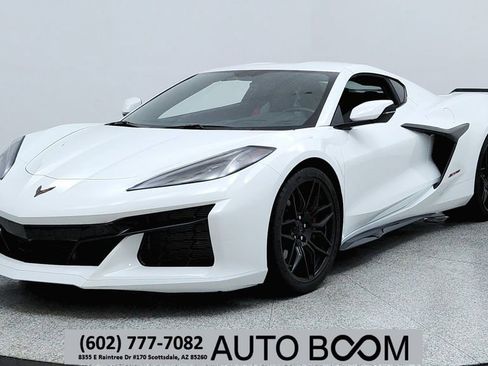 Used 2023 Chevrolet Corvette Z06 image 1