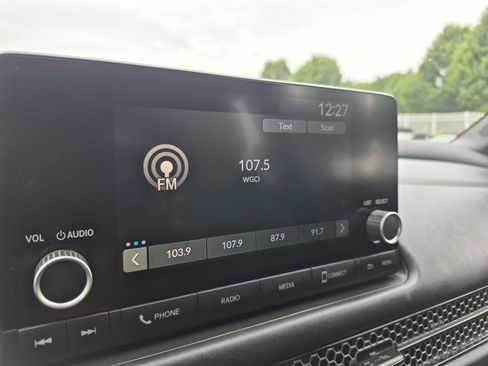 Certified 2025 Honda HR-V Sport image 19