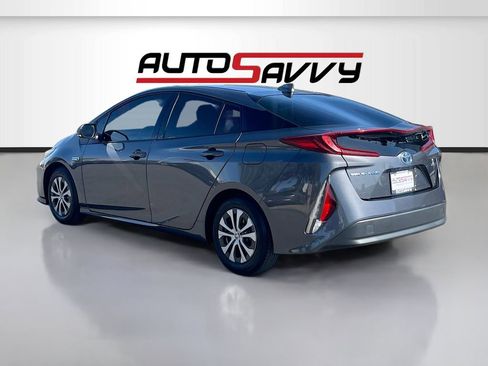 Used 2020 Toyota Prius Prime XLE w/ Carpet Mat Package FWD image 5