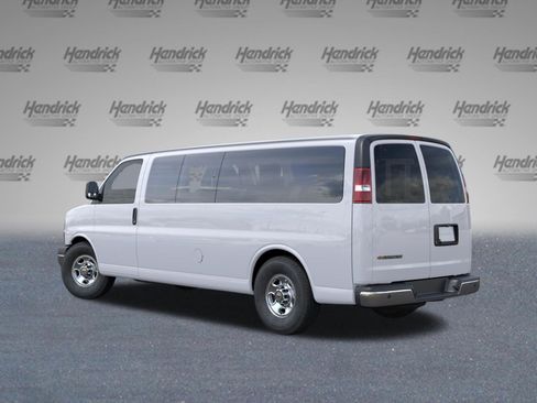 New 2026 Chevrolet Express 3500 LT w/ LT Preferred Equipment Group RWD image 5