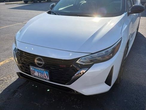 Used 2025 Nissan Sentra SR FWD image 1