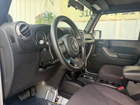 Used 2014 Jeep Wrangler Sport w/ 32" Tire & Wheel Group AWD/4WD image 11