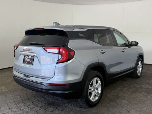 Used 2024 GMC Terrain SLE AWD/4WD image 9