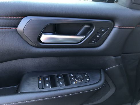 New 2026 Nissan Armada PRO-4X w/ Captain's Chari Seat Package image 22