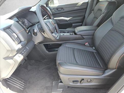 New 2026 Nissan Pathfinder Rock Creek AWD/4WD image 4