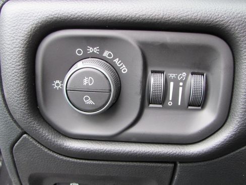 New 2026 RAM 1500 Laramie w/ Night Edition AWD/4WD image 23