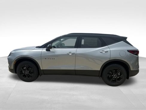 New 2026 Chevrolet Blazer LT w/ Convenience Package FWD image 2