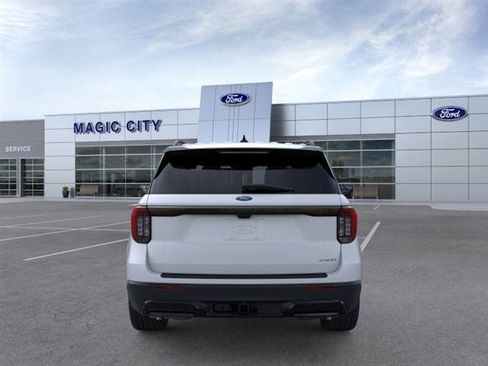 New 2026 Ford Explorer ST-Line w/ ST-Line Street Pack image 5