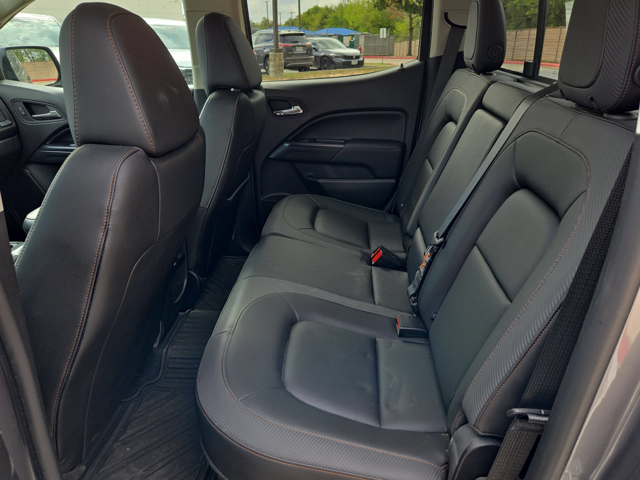 Used 2021 GMC Canyon AT4 w/ Driver Alert Package AWD/4WD image 14