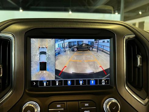 Used 2023 GMC Sierra 2500 Denali w/ Denali Black Diamond Edition image 20