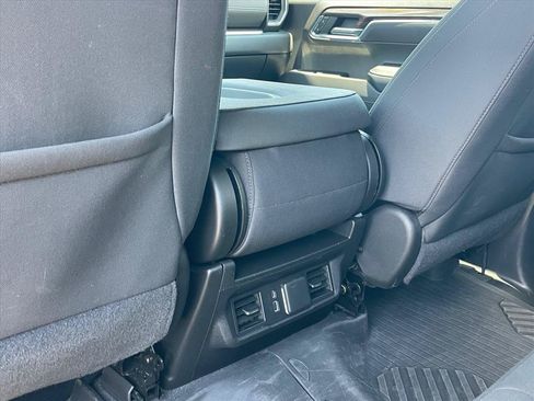 Used 2022 Chevrolet Silverado 1500 LT Trail Boss AWD/4WD image 26