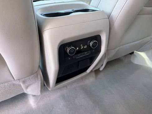 New 2026 Buick Enclave Avenir w/ Super Cruise Package FWD image 16