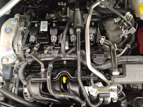 Used 2025 Nissan Sentra SV image 30