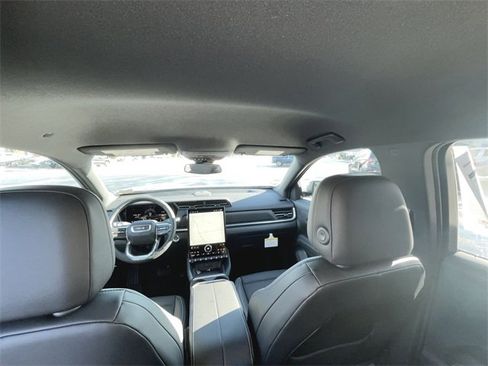 New 2026 GMC Terrain Elevation w/ Elevation Premium Package image 20