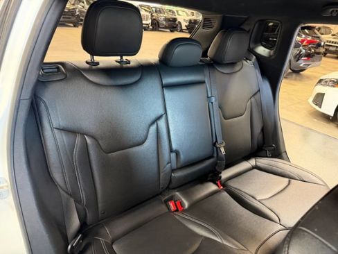 Used 2025 Jeep Compass Limited AWD/4WD image 29