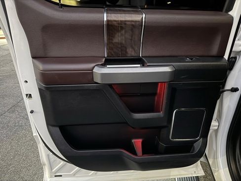 Used 2017 Ford F250 Platinum w/ Platinum Ultimate Package image 14