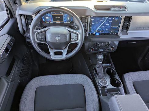 Used 2025 Ford Bronco Big Bend image 25