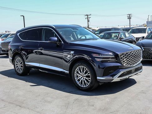 Used 2025 Genesis GV80 2.5T Standard AWD/4WD image 3