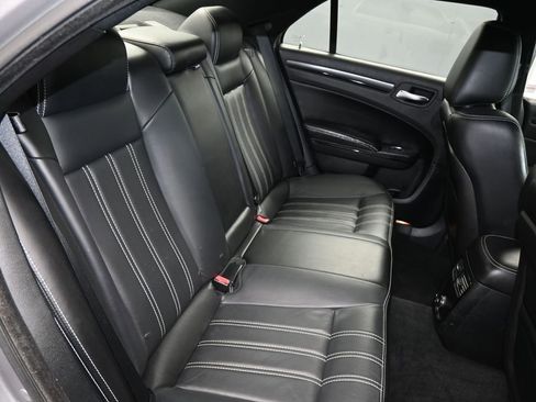 Used 2014 Chrysler 300 S image 39