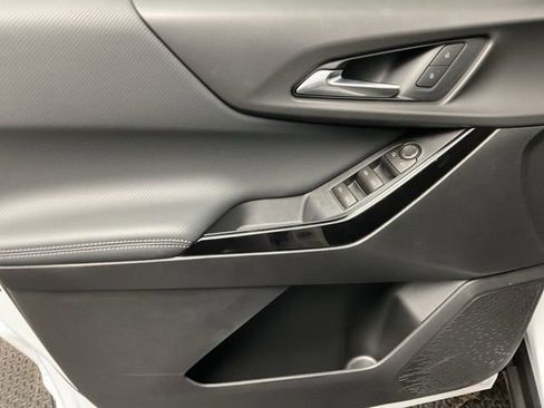 New 2026 Chevrolet Equinox LT w/ LPO, Floor Liner Package FWD image 10