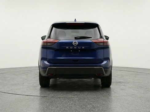 Used 2025 Nissan Rogue SV FWD image 7