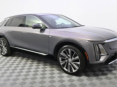 New 2025 Cadillac Lyriq Luxury w/ Nappa Leather Package image 8