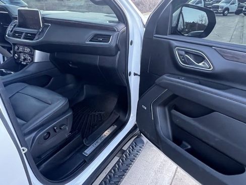 Used 2023 Chevrolet Tahoe Z71 image 30