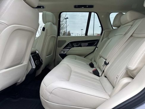 Certified 2023 Land Rover Range Rover SE AWD/4WD image 14