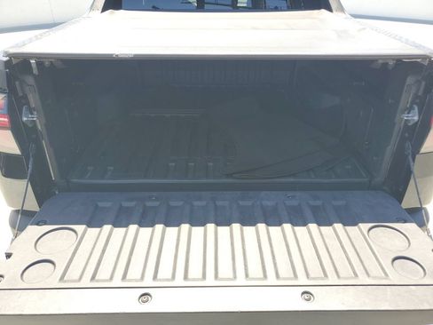 Used 2024 Hyundai Santa Cruz SEL AWD/4WD image 9