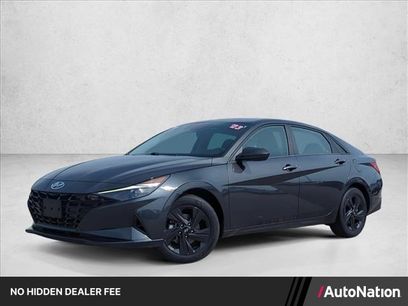 Used 2023 Hyundai Elantra SEL