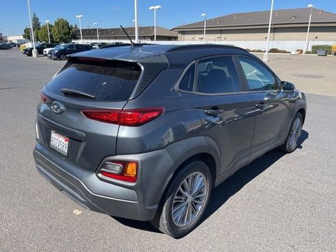 Used 2018 Hyundai Kona SEL w/ SEL Tech Package 02 image 5