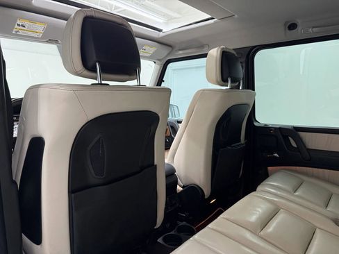 Used 2015 Mercedes-Benz G 550 image 17