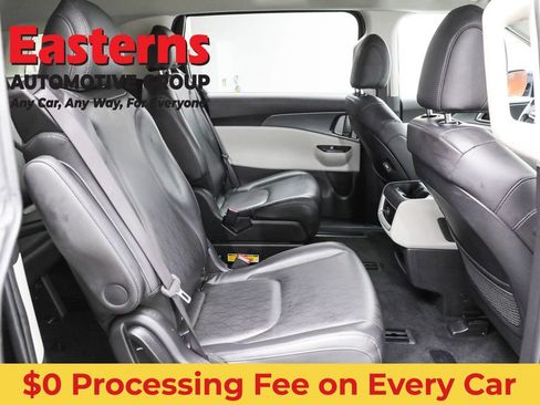 Used 2024 Kia Carnival LX FWD image 25