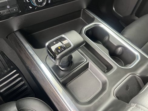 Used 2023 Chevrolet Silverado 1500 LTZ w/ LTZ Convenience Package II AWD/4WD image 29