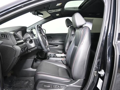 Used 2023 Honda Odyssey Sport image 22