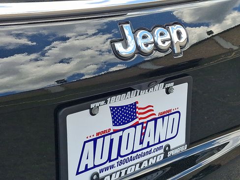 Used 2023 Jeep Compass Limited AWD/4WD image 30